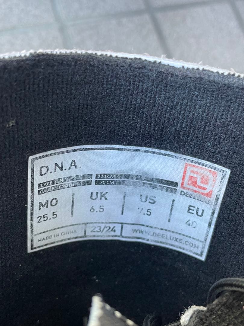 DEELUXE D.N.A. 23-24モデル　スノーボードブーツ 25.5cm