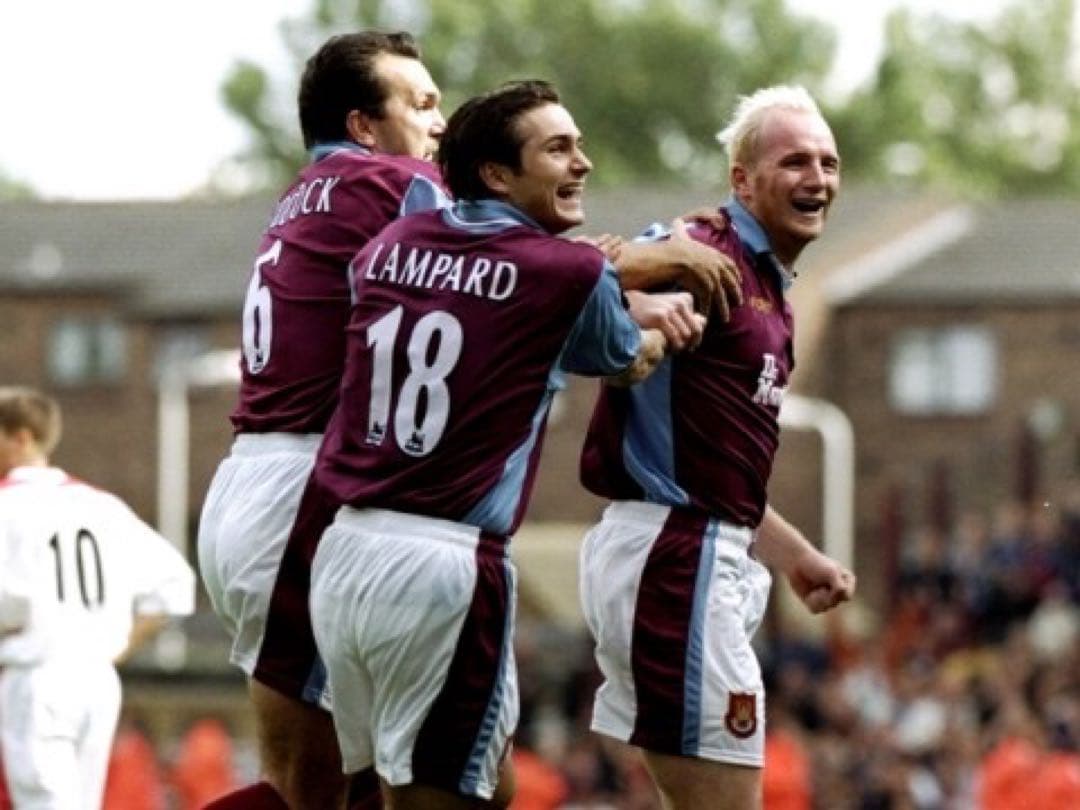 Dr.Martens】ウェストハム 99-01 ユニフォーム ランパード - メルカリ