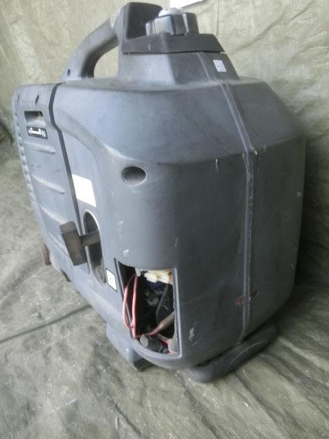 125：ポータブル発電機　SF-2600F 2.6kW　ジャンク