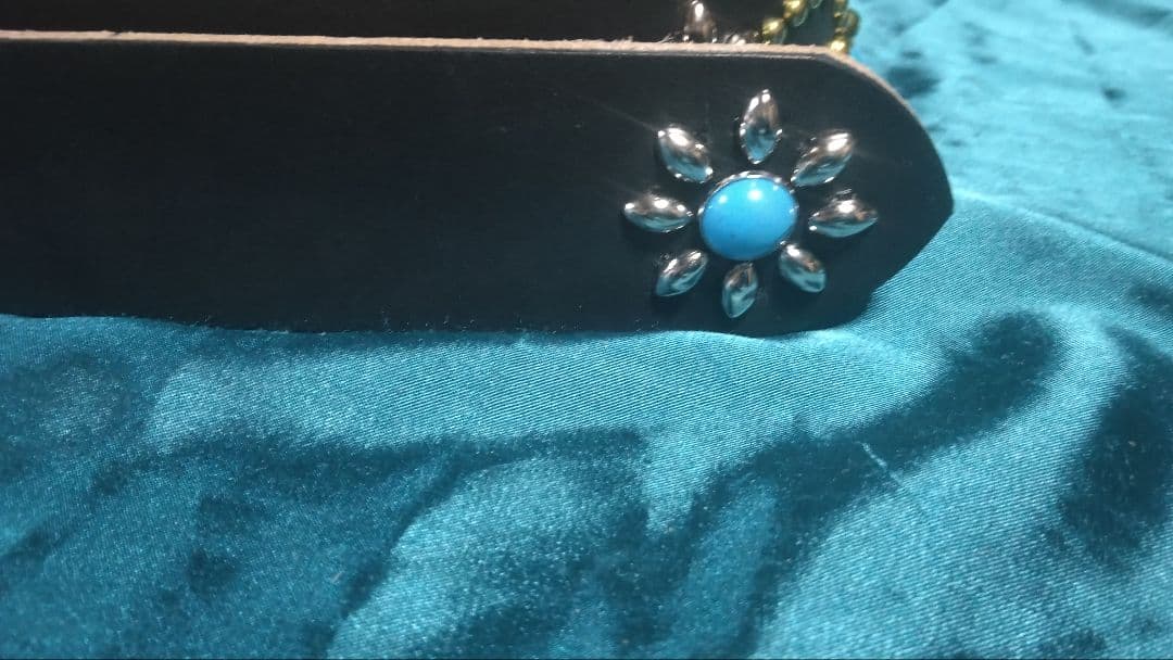 昭南ベンズレザーツタ&フラワースタッズベルト タイプB ターコイズ