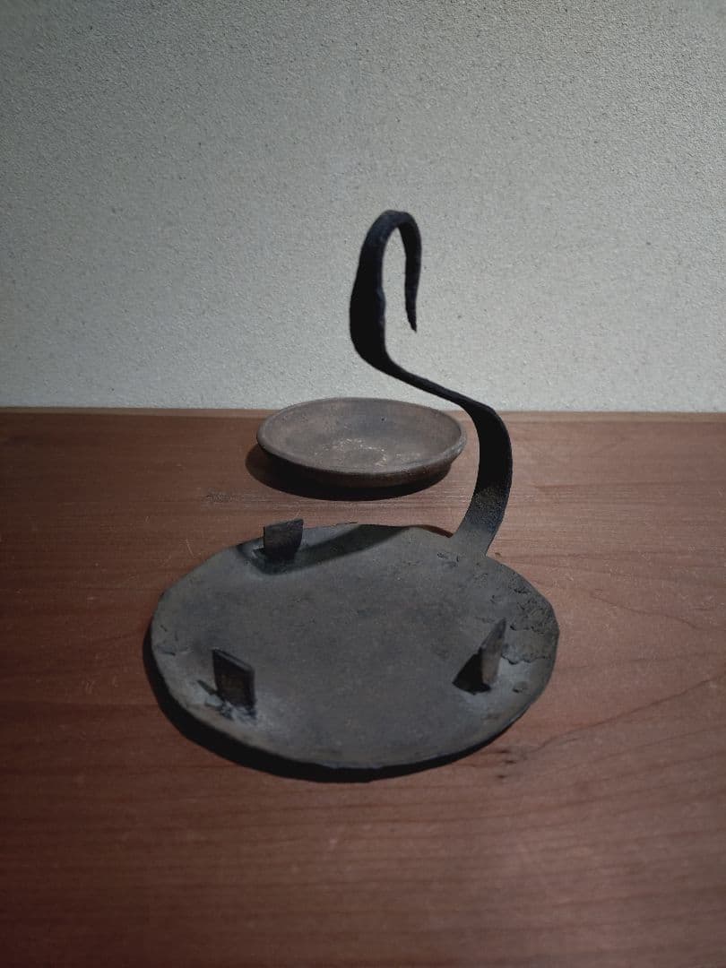 鉄製 吊るし灯火器 花器 花入れ 古道具 古民具 燭台 行燈 行火