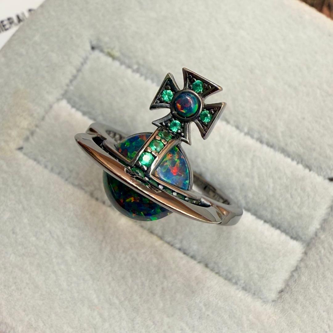 美品/希少色VivienneWestwood オパール/ソリッドオーブリング - メルカリ