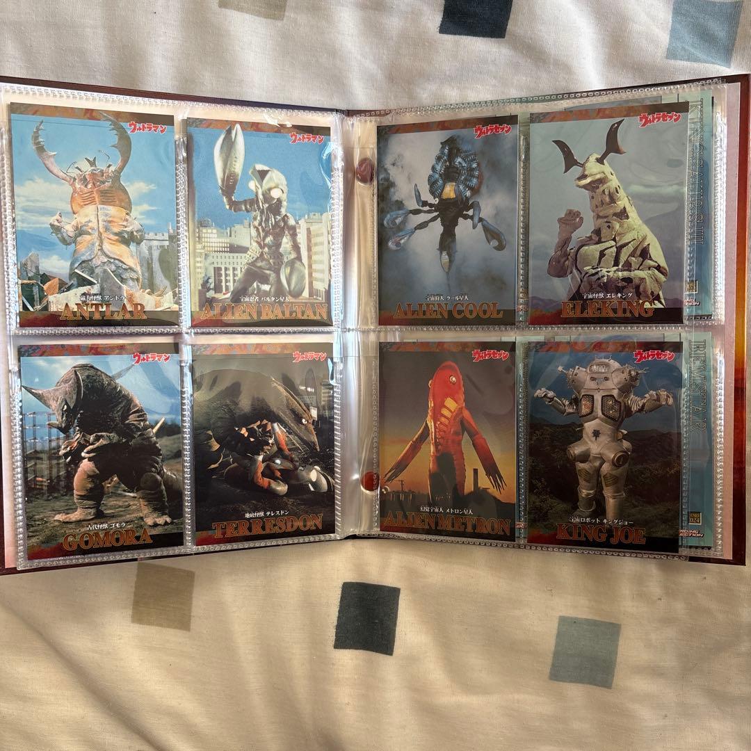 ウルトラ兄弟カードファイルとカード62枚セット　※要商品説明確認