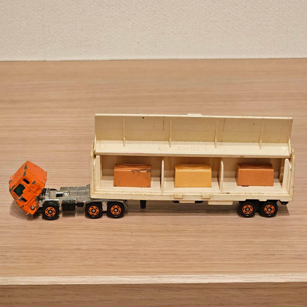 ロングトミカ】No.L16 いすゞ V12 ウイングルーフトレーラー 日本製