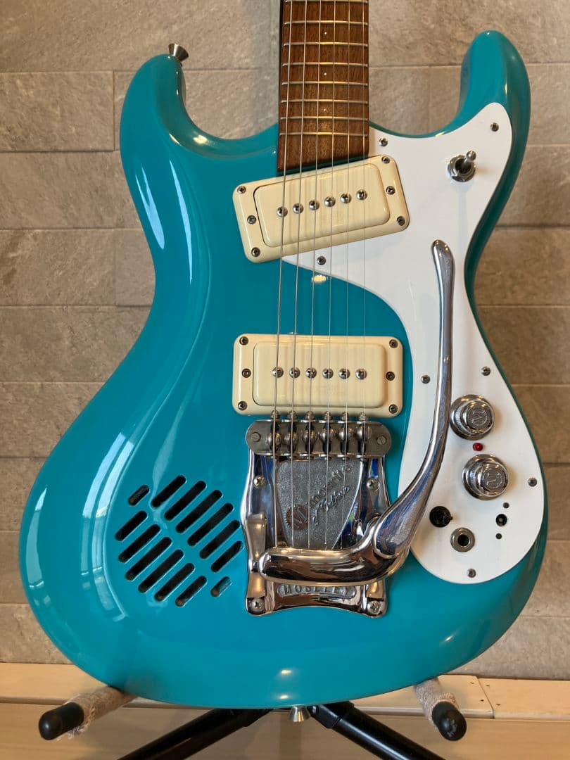 モズライトJR-97アンプ内蔵ギター ベンチャーズモデル 希少(色) - メルカリ