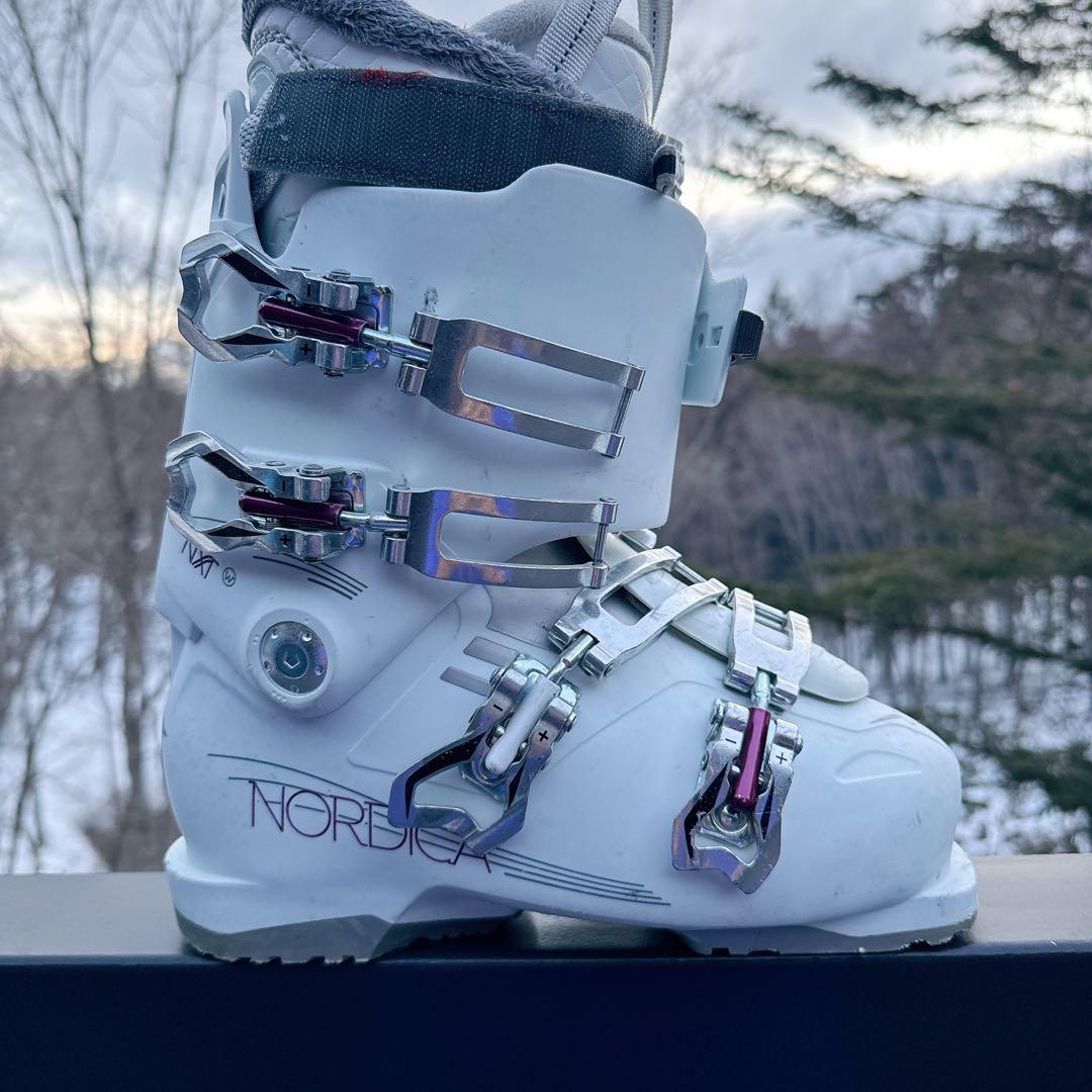 Nordica レディース スキーブーツ ⭐︎ 24.5cm