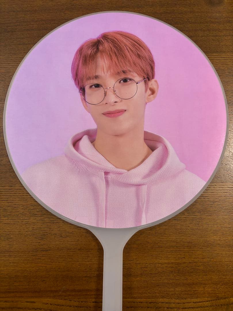 SEVENTEEN LOVE うちわ ドギョム 公式 セブチ - メルカリ