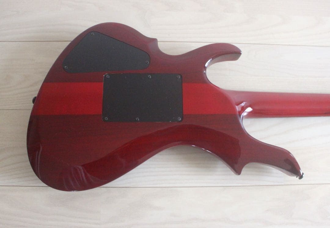 GrassRoots G-NH-70 ナイトメア 柩 スルーネック