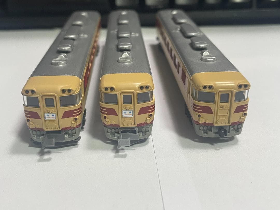 KATO 10-131 キハ82系6両 + キハ82 1両