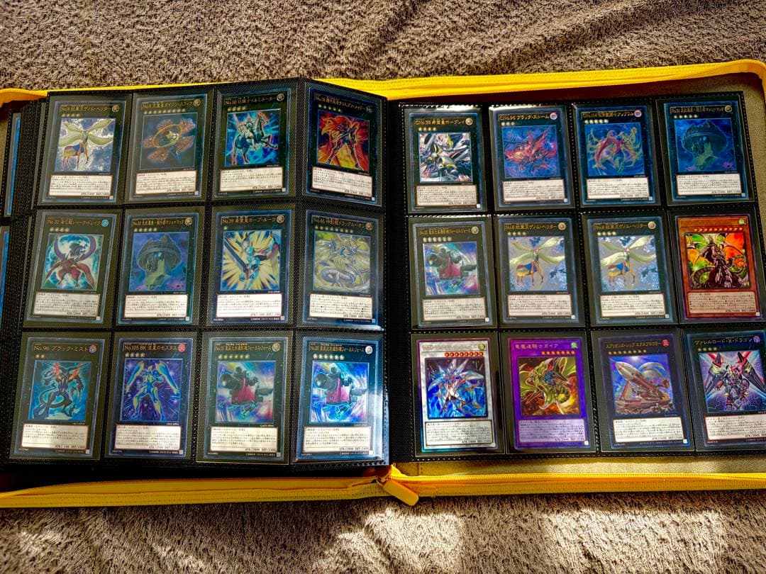 遊戯王　引退品　レリーフなど　435枚