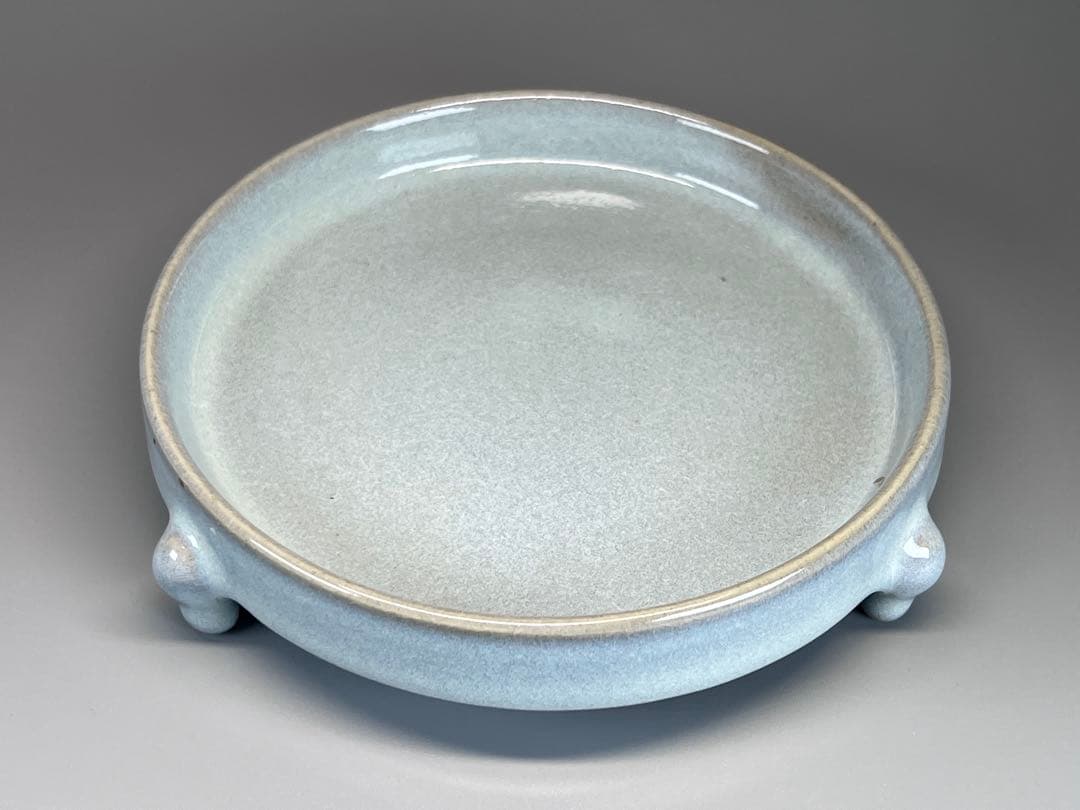 中国美術 景徳鎮 天青釉 磁器 宋 汝窯 三足 置物 工芸品 賞物 皿