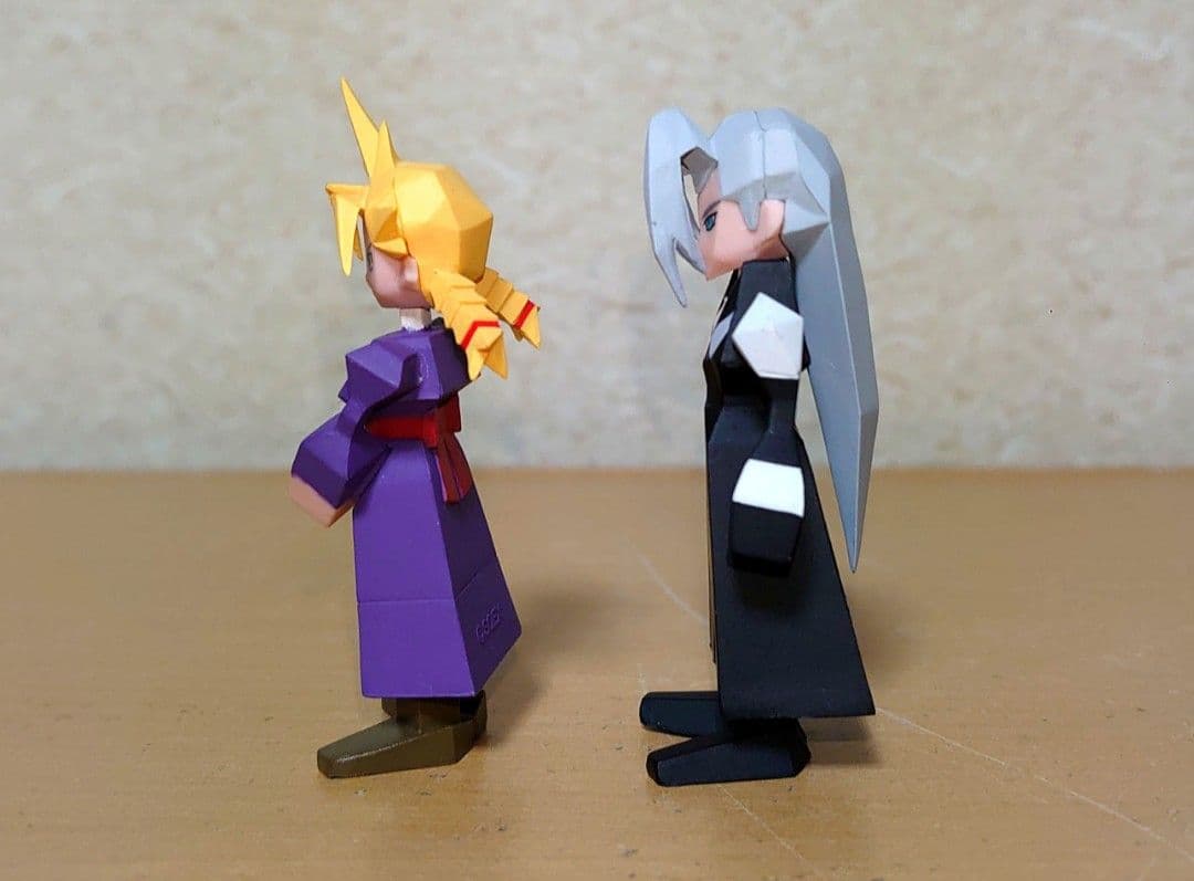 FF7 ファイナルファンタジー7 シークレット クラウド 女装 ミニフィギュア