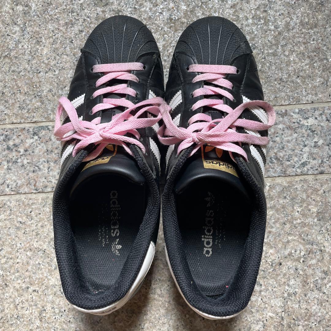 adidas Superstar ブラック/ホワイト ピンクシューレース - メルカリ