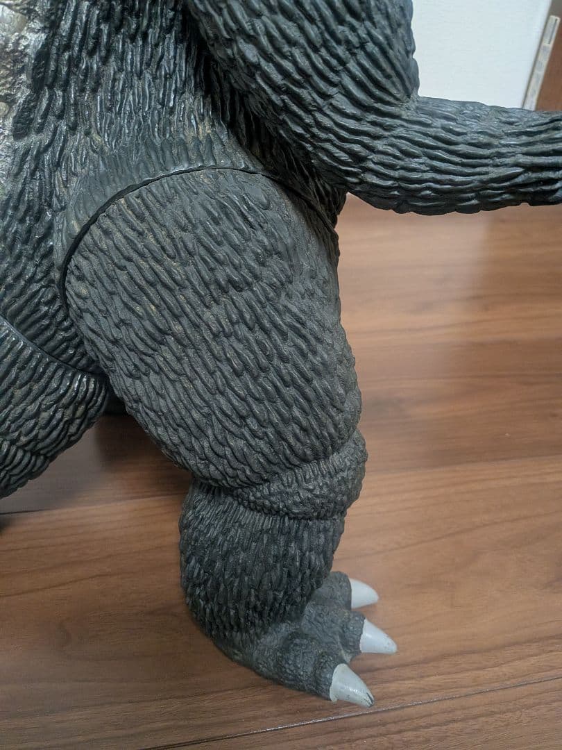 ゴジラ フィギュア