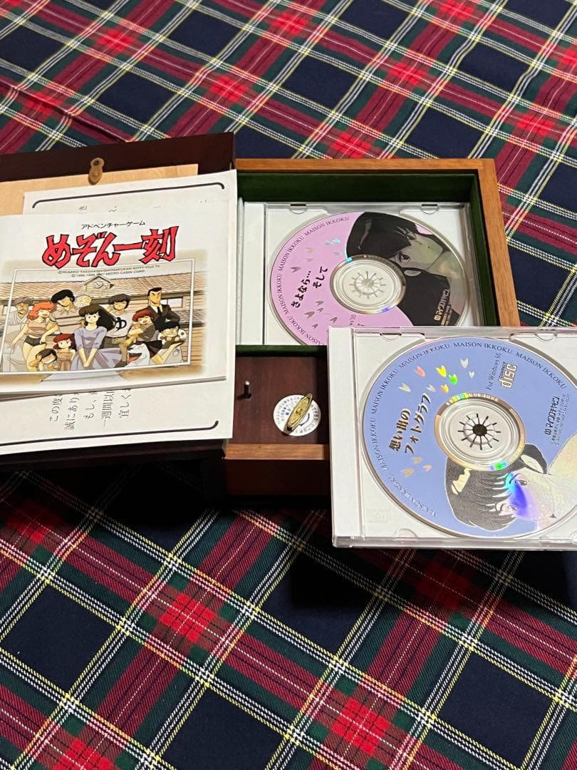 ◎3000個限定販売◎めぞん一刻◎木製BOOK型オルゴール限定◎マウスパッド付
