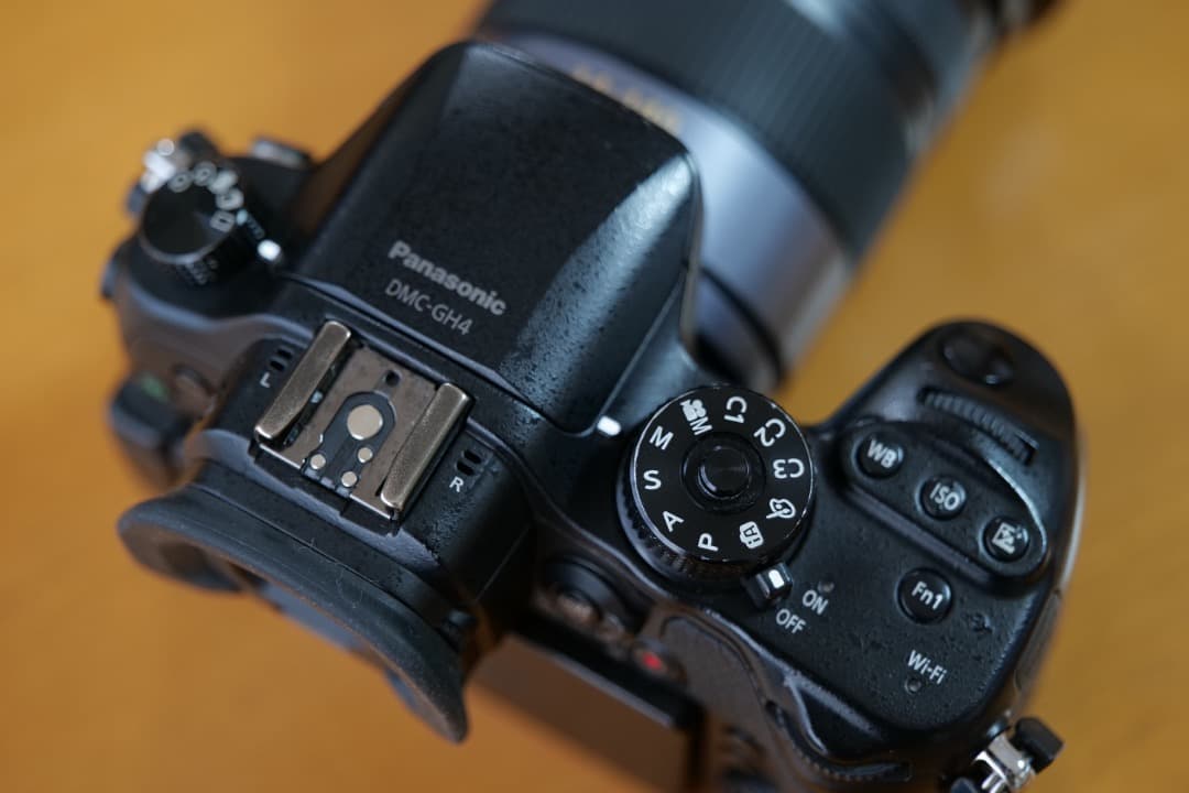 LUMIX GH4+LUMIX 14-140mm F4.0-5.8 おまけ付き