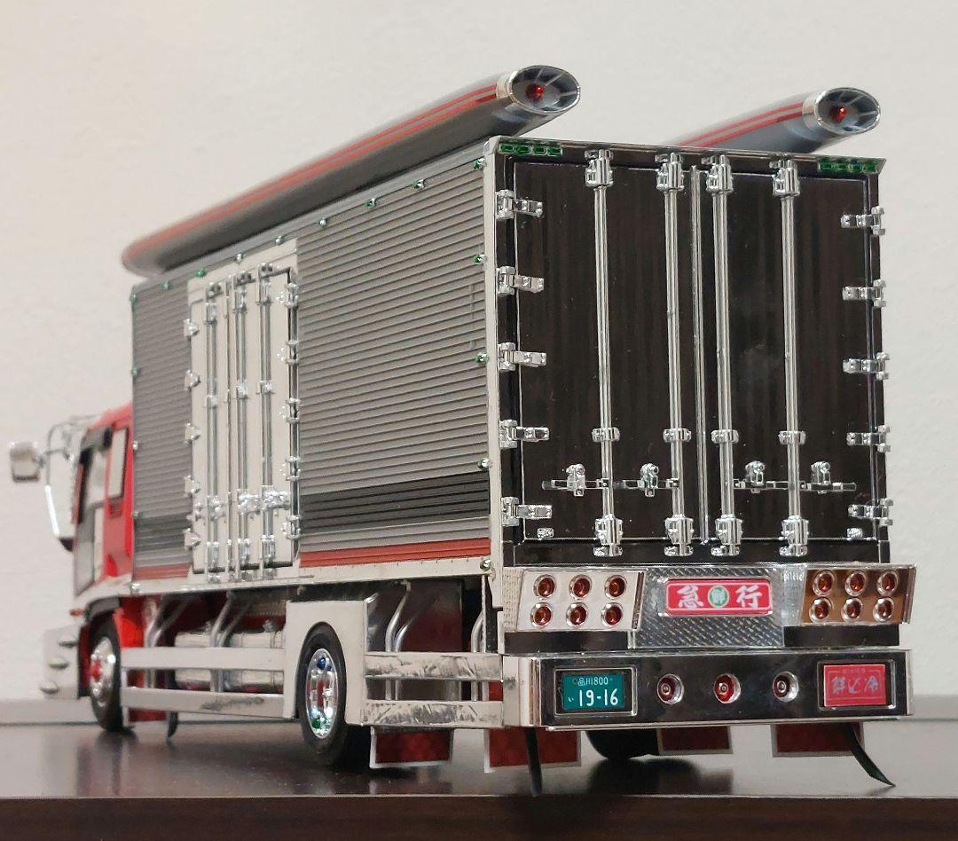 デコトラプラモデル アオシマ 1/32 いすゞ フォワード 完成品 - メルカリ