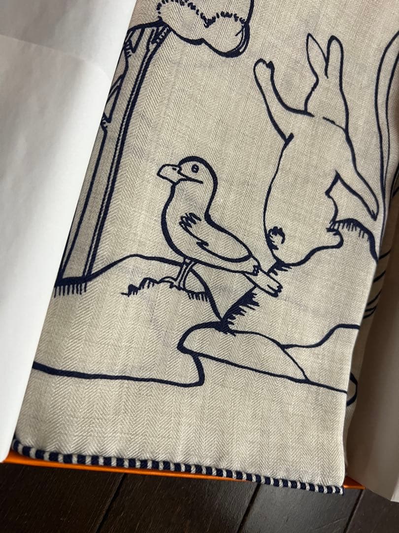 最終値下げ！新品未使用　トライアングル ジェアン 《千と一のウサギ》2025