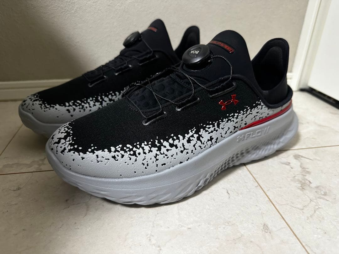 Under Armour スリップスピードメガ　29cm グレー新品、蓄光美品 アンダーアーマー公式】 UA スリップスピード メガ リップストップ