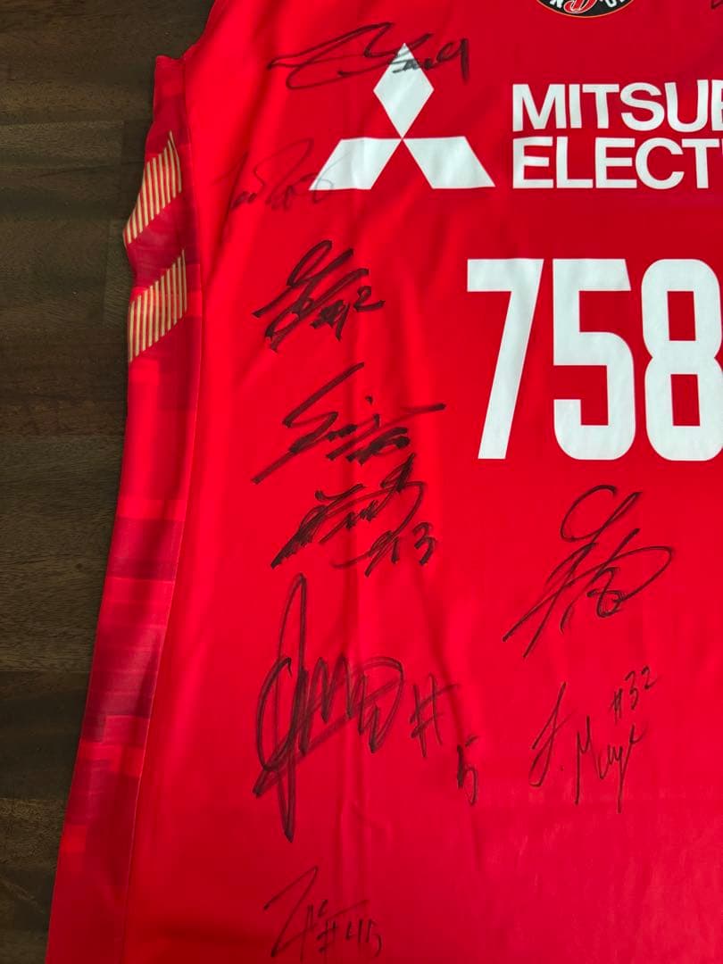 名古屋ダイヤモンドドルフィンズ 全選手サイン入りオーセンティック