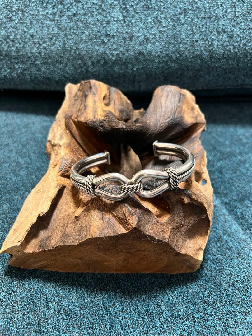 未使用品！4mm幅　スティーブアルビソ　ホースウィスパラー　バングル ◇sizeM スティーブアルビソ ホースウィスパラー バングル【入荷待ち