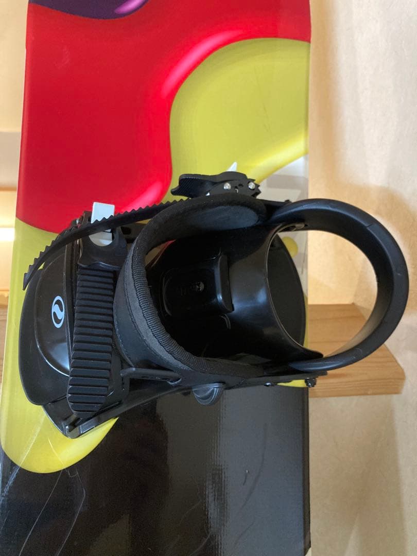 セール期間中限定送料込】ZUMAスノーボード 4点セット