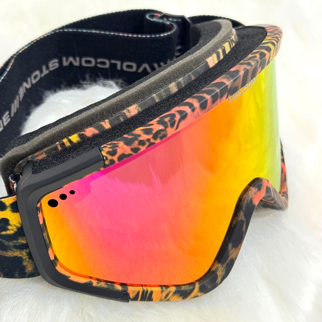 美品】 VOLCOM ボルコム ATTUNGA ゴーグル 24-25モデルの通販はau PAY