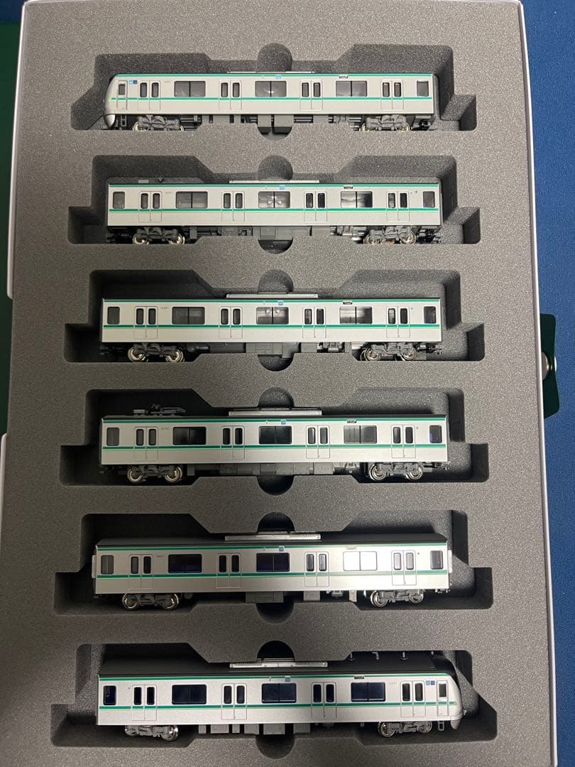 KATO 10-877/878 東京メトロ16000系10両セット