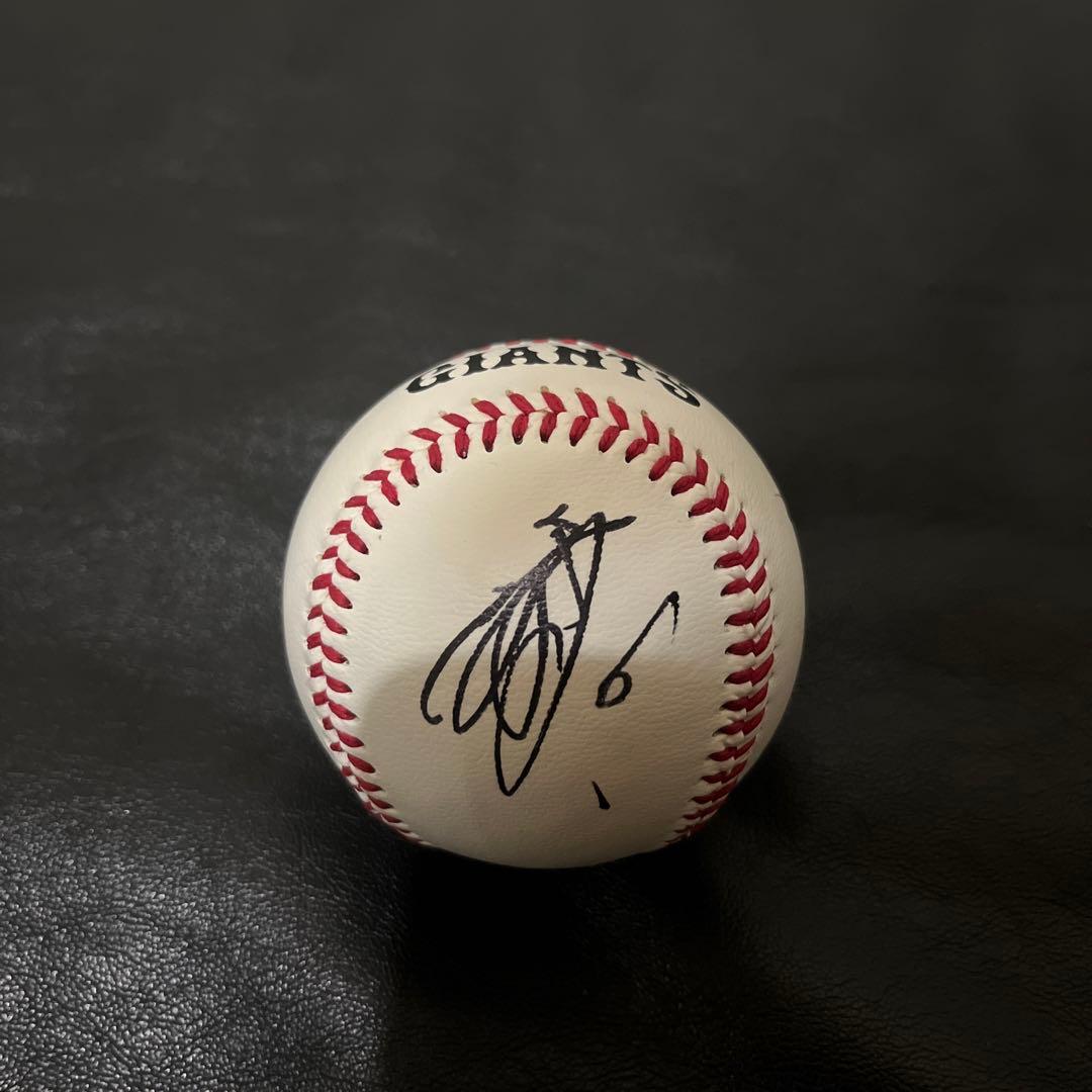 読売ジャイアンツ 坂本勇人選手 直筆サインボール - メルカリ