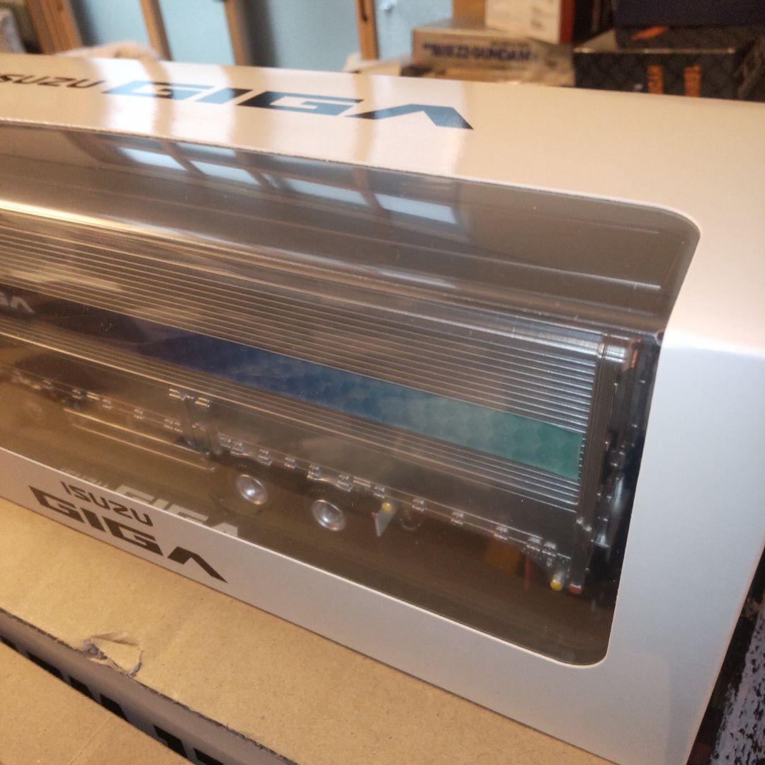 イスズギガ　2025年新型　モビリティショー限定モデル　1/43