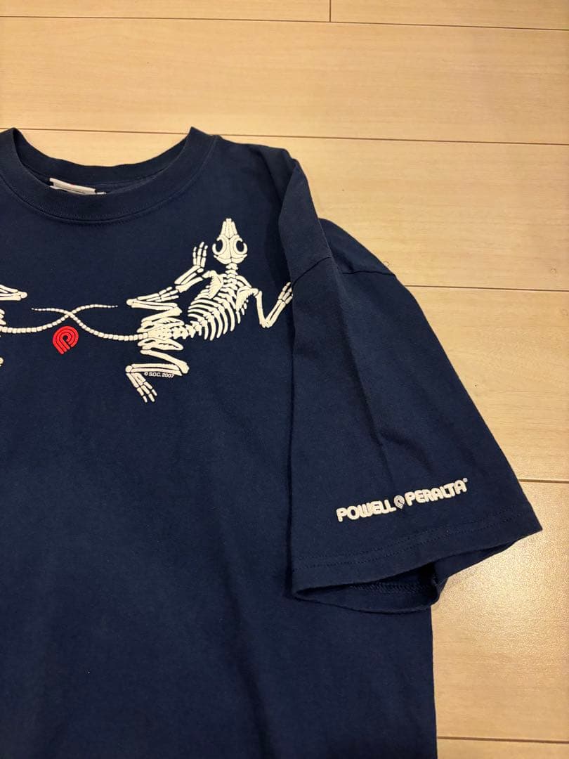 古着美品00sPOWELL PERALTA パウエル リザードボーン Tシャツ - メルカリ