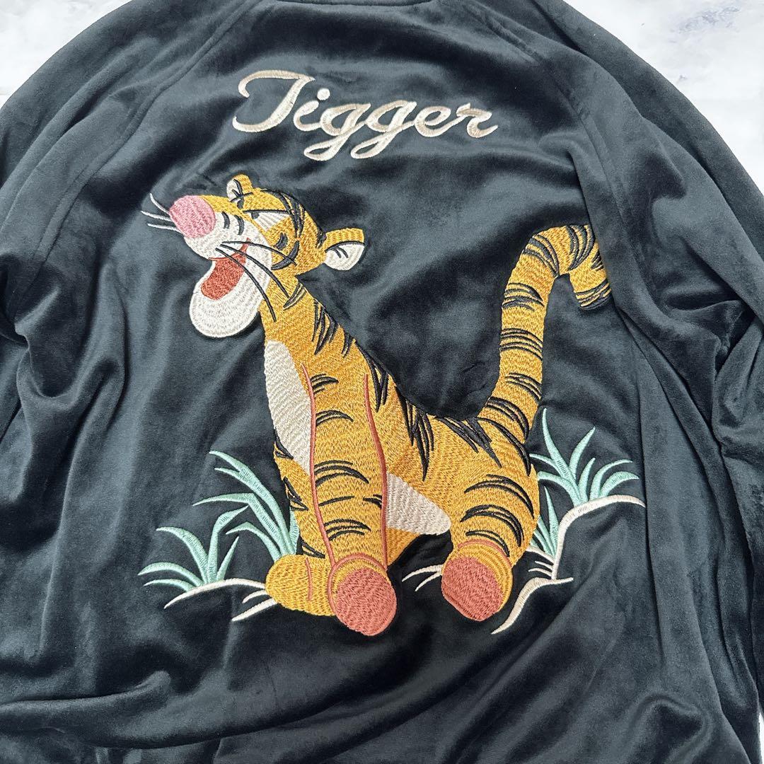 美品✨東京ディズニーリゾート ティガー刺繍ベロアスタジャン S 黒