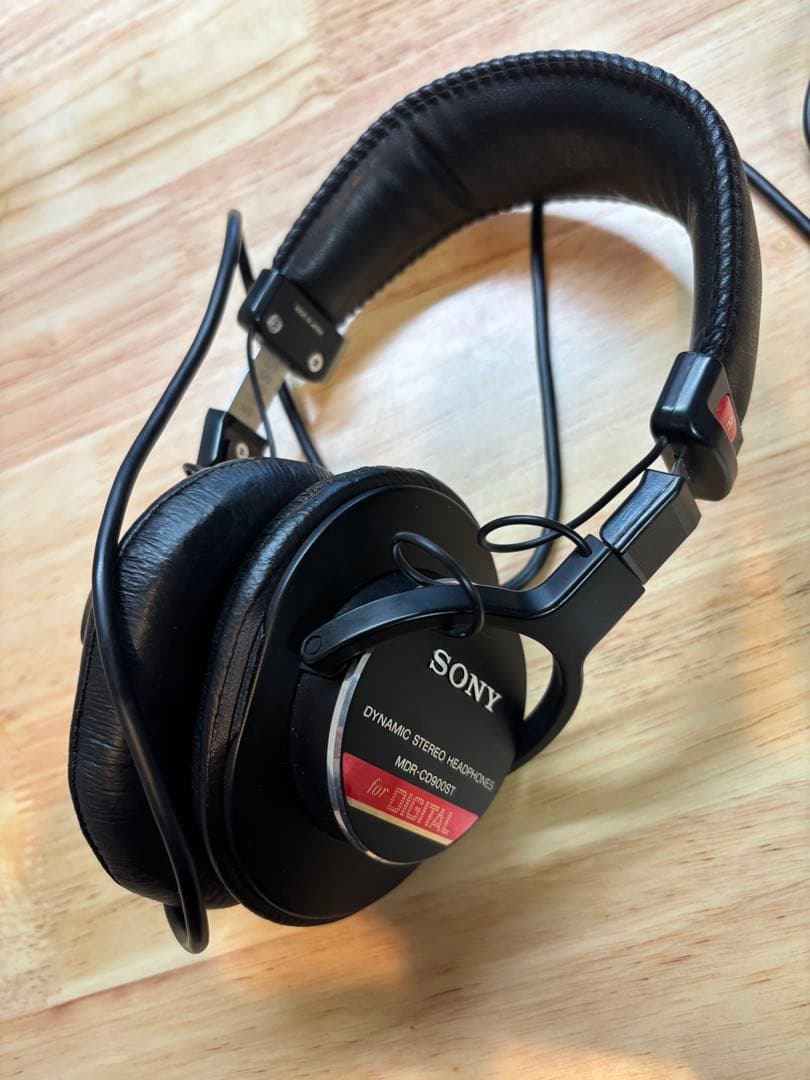 SONY MDR-CD900ST ダイナミックステレオヘッドフォン MDR-CD900ST | ヘッドホン | ソニー