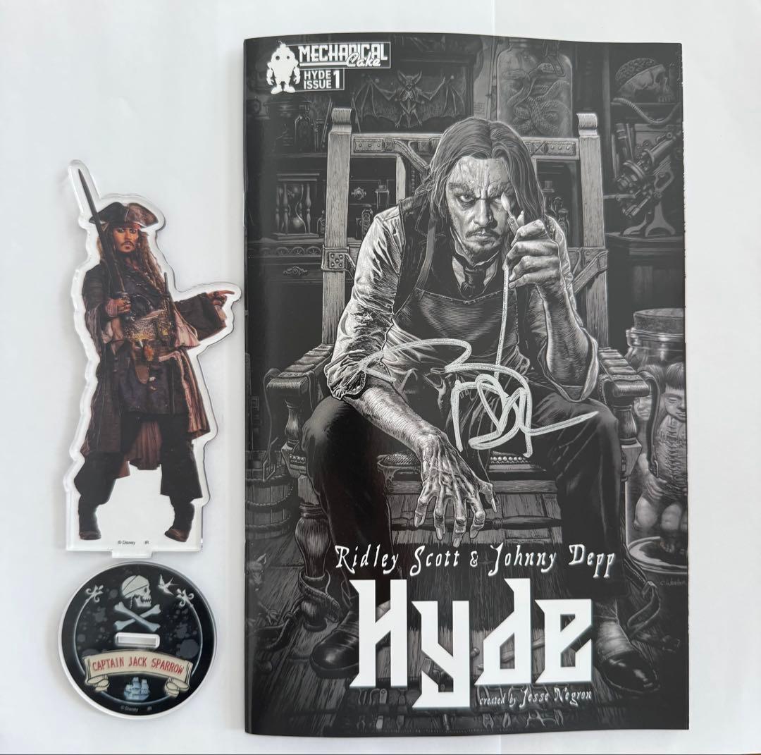 o*r様 ジョニー・デップ 直筆サイン(コミックブック) &アクリル