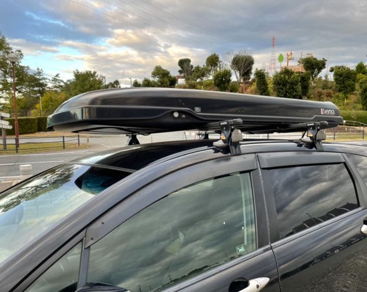 値下げ！】 INNO ルーフボックス BR585-BK ローダウンクルーザー