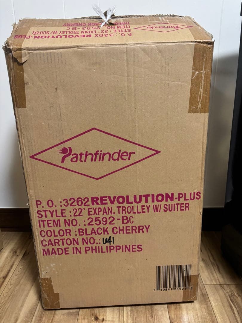 Pathfinder キャリーケース トランクケース トラベルバッグ 赤