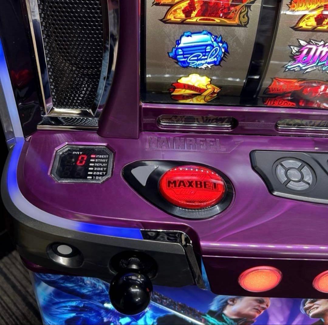 Devil May Cry 5 Stylish Tribe スロットマシン