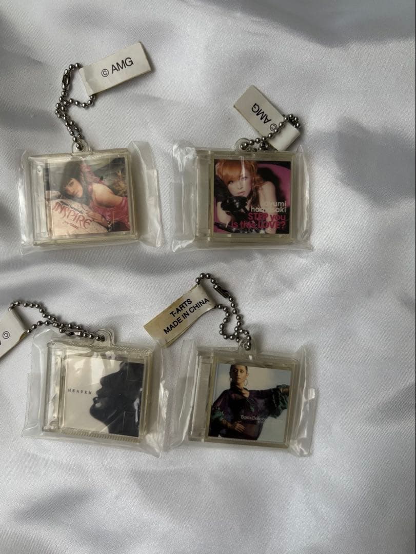 【Kazuto85さま専用】浜崎あゆみ CD ミニチュア キーホルダー ガチャ