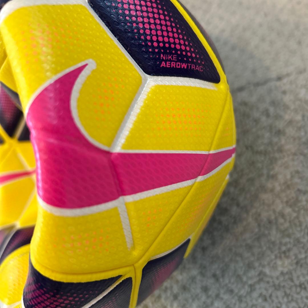 Nike Ordem サッカーボール　2014/2015 2014-15 Nike Ordem 2 Premier League, La Liga, Serie A OMB Released