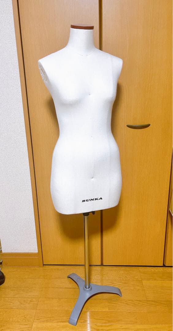 美品 BUNKA 文化服装学院 トルソー 9AR ヌードボディ 9号 マネキン