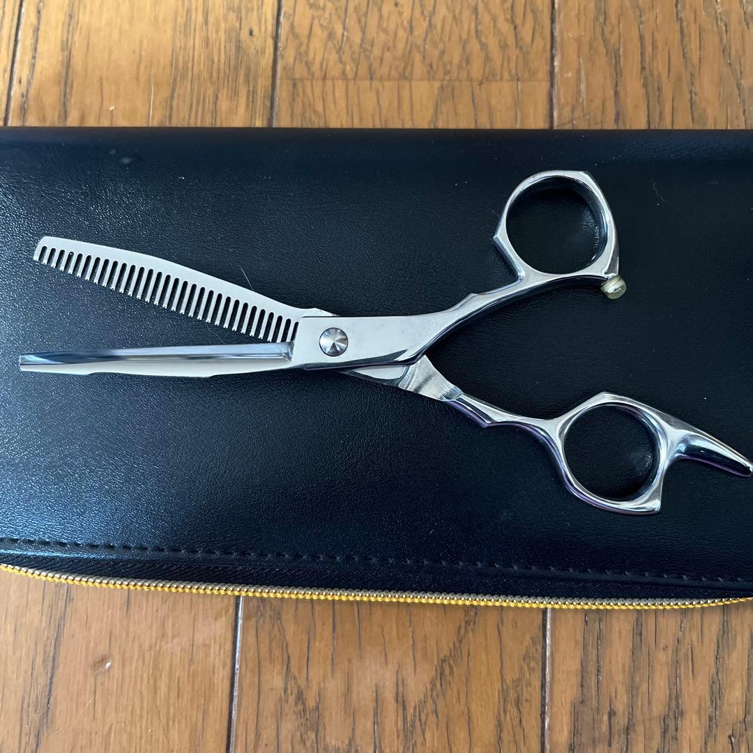 カットシザーとセニングシザーセット - メルカリ
