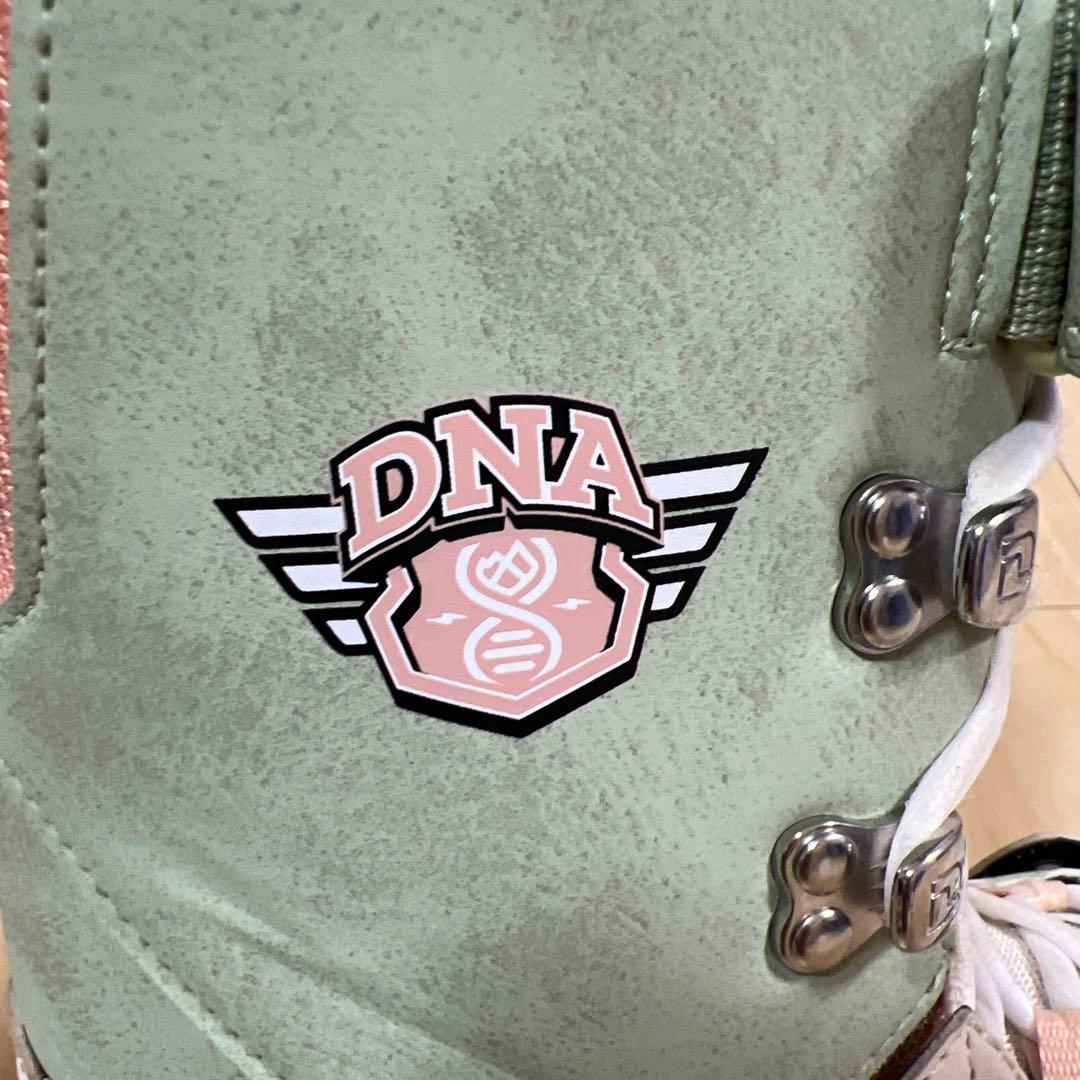 【即日発送】DEELUXE スノボ D.N.A. 26.5cm 22-23モデル