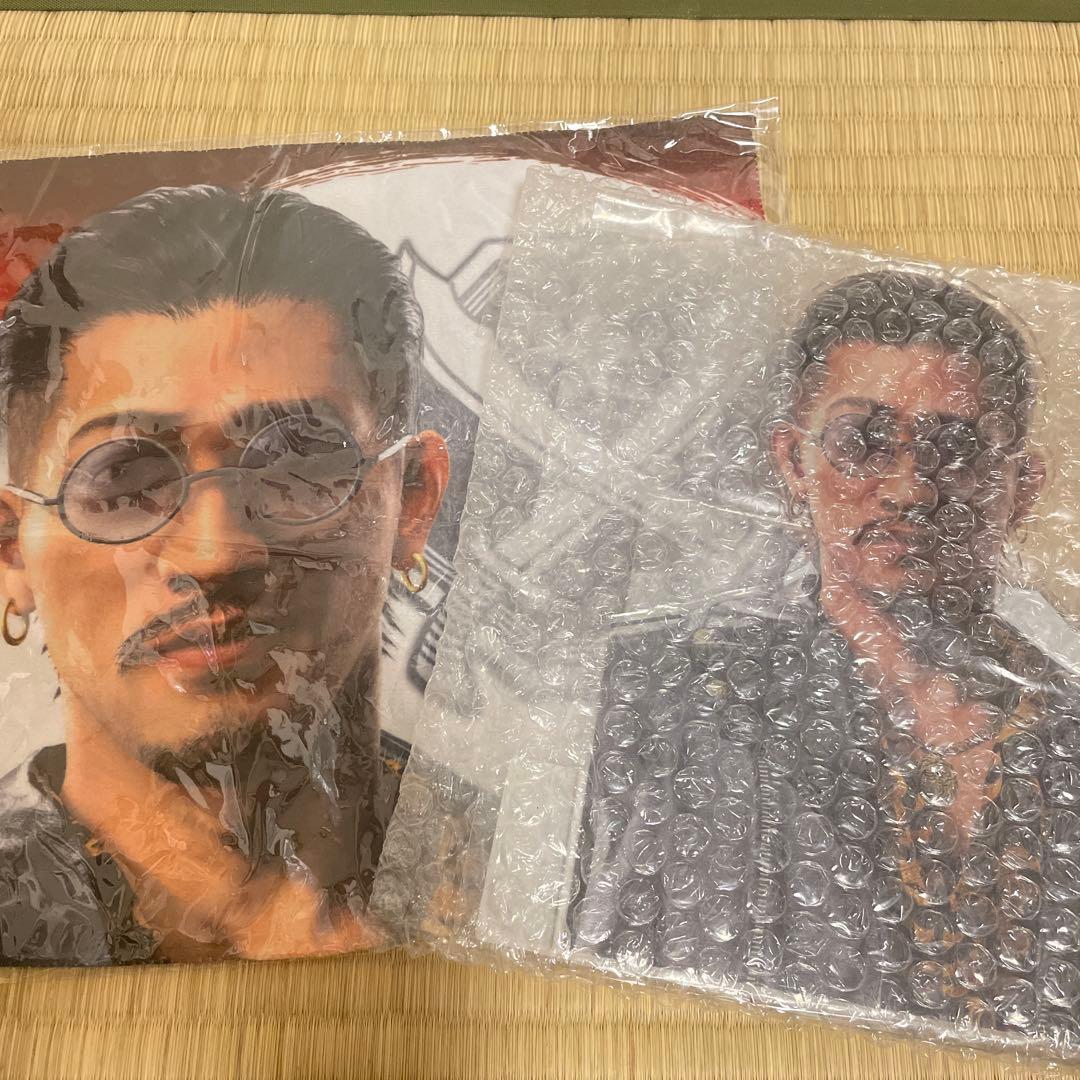 龍が如く レジェンドの極くじ 趙天佑 ビッグサイズアクスタ胸像 ハンカチ 新品