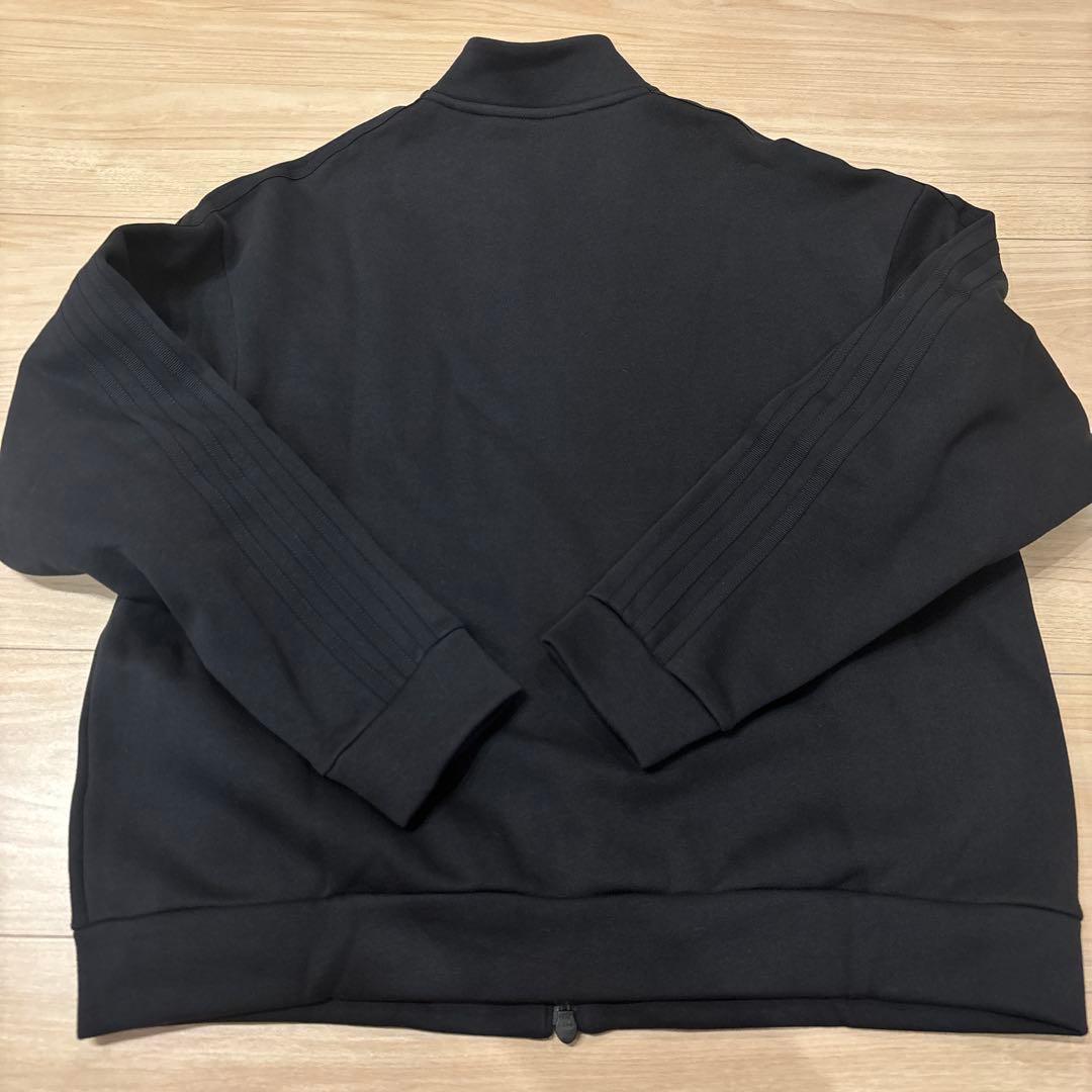 新品タグ付アディダス セットアップ トラックジャケット＆スコート 黒