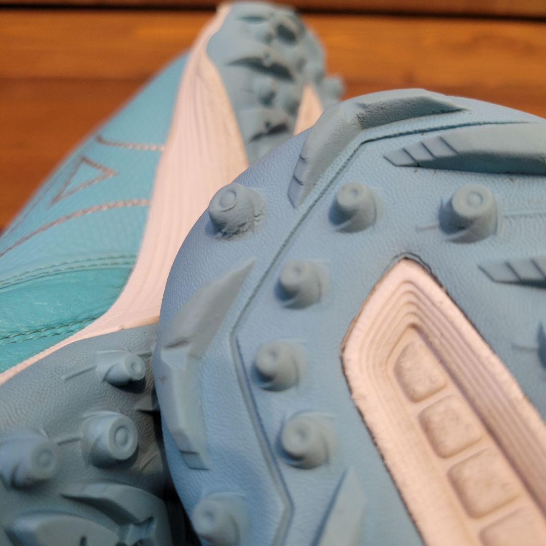 日本未発売】モレリアネオ サラ βジャパンTF アズールブルー 26cm