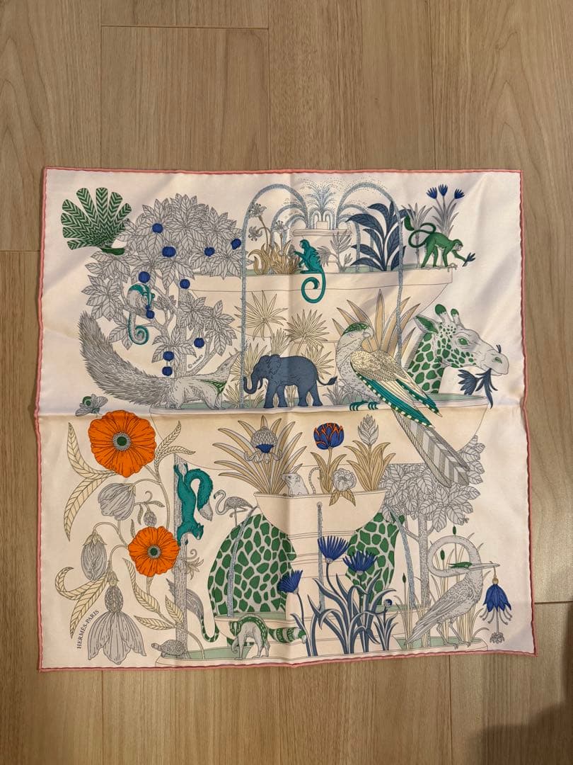 HERMES ガヴロッシュ 45 《プレシャス・パラダイス・デタイユ》 スカーフ