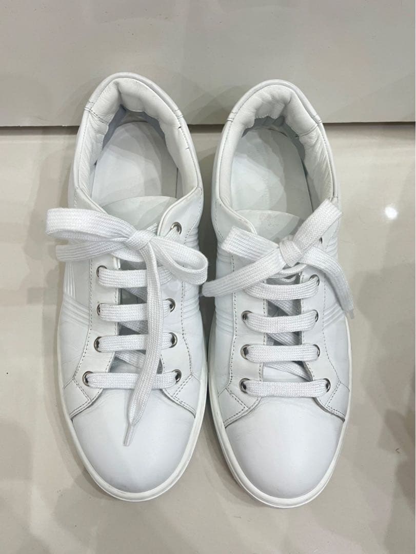 【招き猫】HERMES スニーカー レザー FR201459ZH 40 招き猫様専用】HERMES スニーカー レザー FR201459ZH 40 - メルカリ