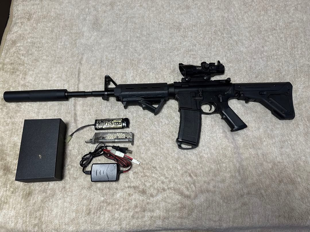 次世代電動ガン M4A1 東京マルイカスタム 東京マルイ M4A1 SOCOM CARBINE 次世代電動ガンのカスタムをさせて頂き