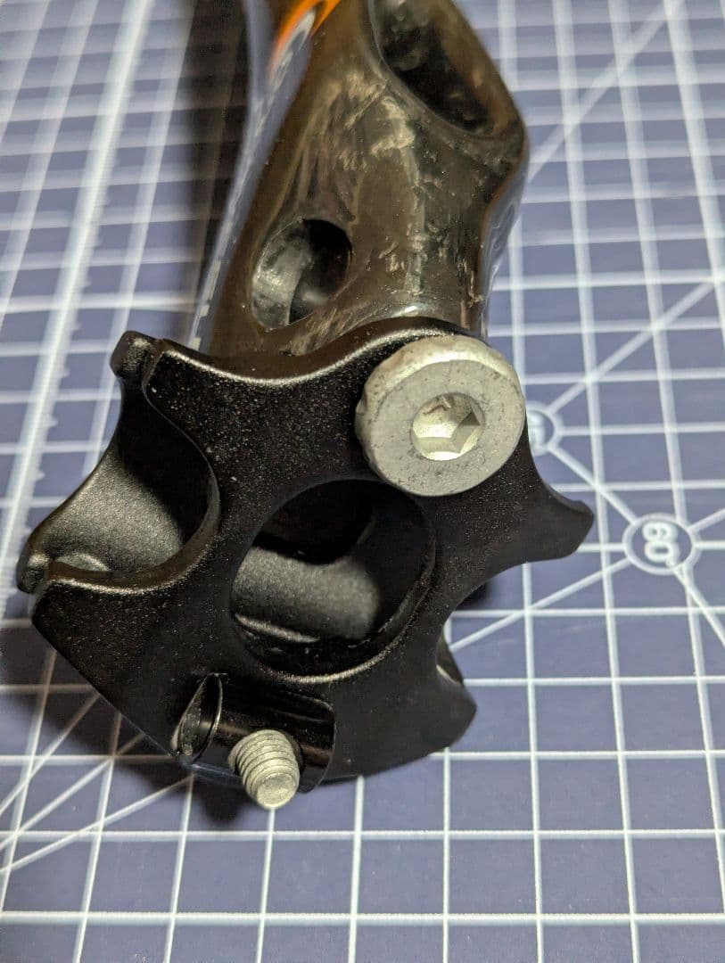 OnebyESU 27.2mm ワンバイエス シートポスト カーボンムンク