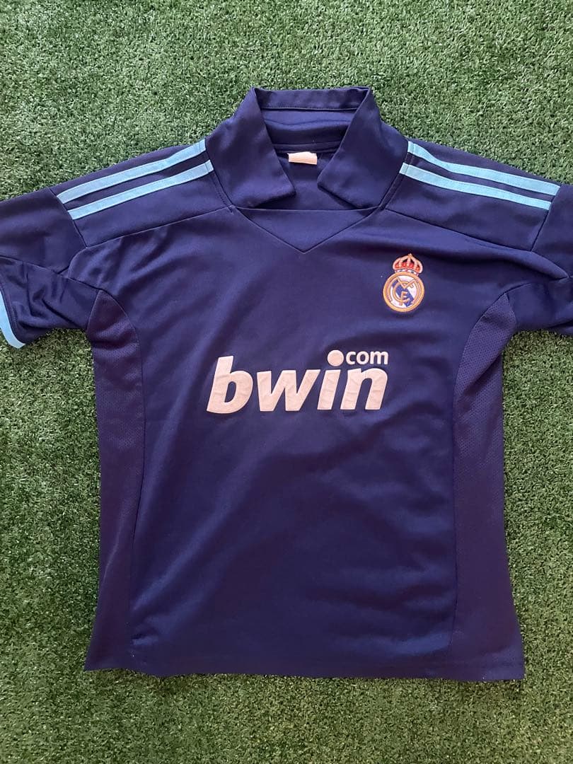 激レア】レアル・マドリード ロナウド 9 シャツ - メルカリ